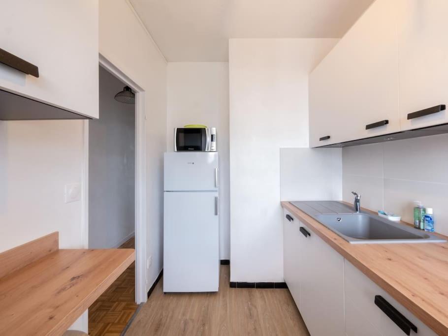 Le Bugatti - Centre - 4 Personnes - Reve Au Mans Apartment Le Mans Bagian luar foto
